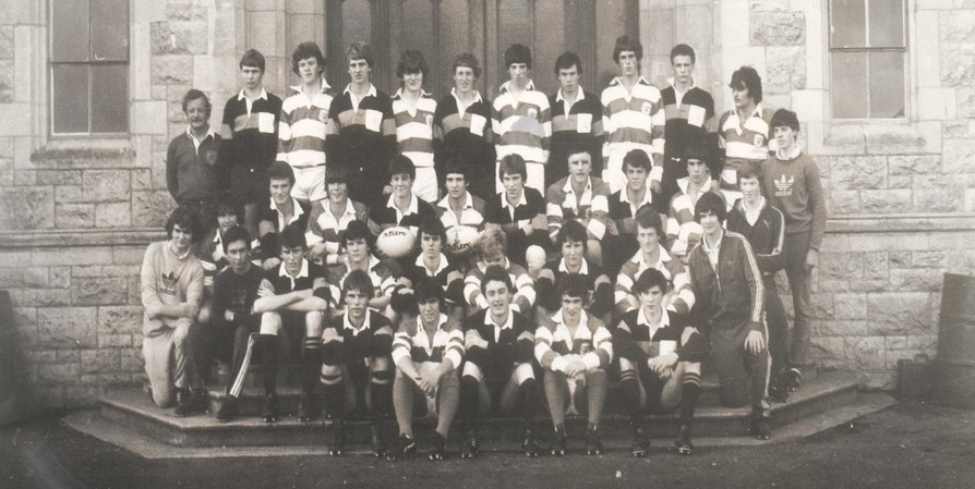 old picture of a rugby team